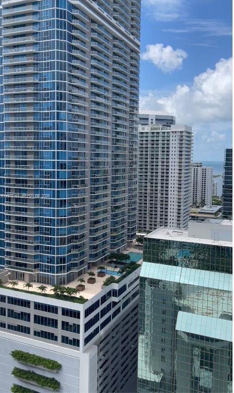 Building Photo - 951 Brickell Ave