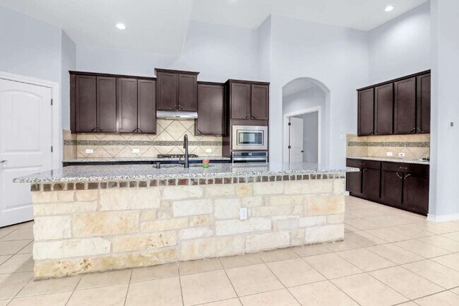Building Photo - "Spacious 4-Bedroom Oasis with 3 Full Baths, Study, Game Room & NO HOA in San Antonio – 2,521 Sq ...