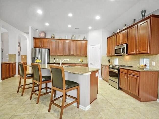 Building Photo - 208 Raindance Cove
