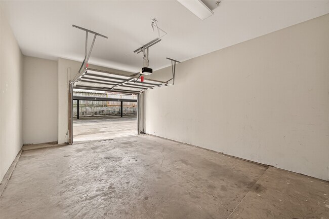 Building Photo - 1441 East St