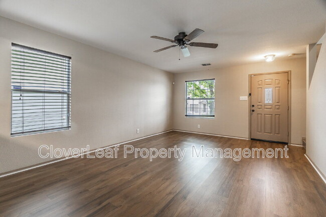 Building Photo - 12411 Penny Royale