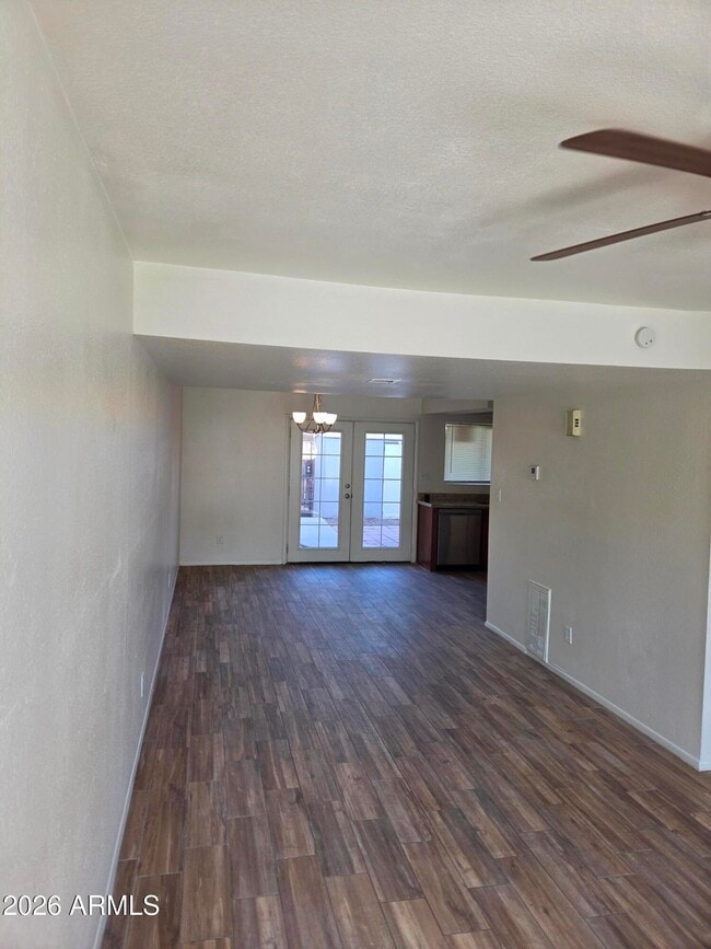 Building Photo - 6412 S McAllister Ave