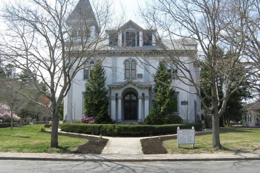 Elizabeth Taber library down the block - 46 Spring St