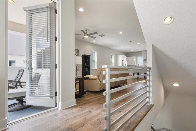 Building Photo - 113 W Grant St