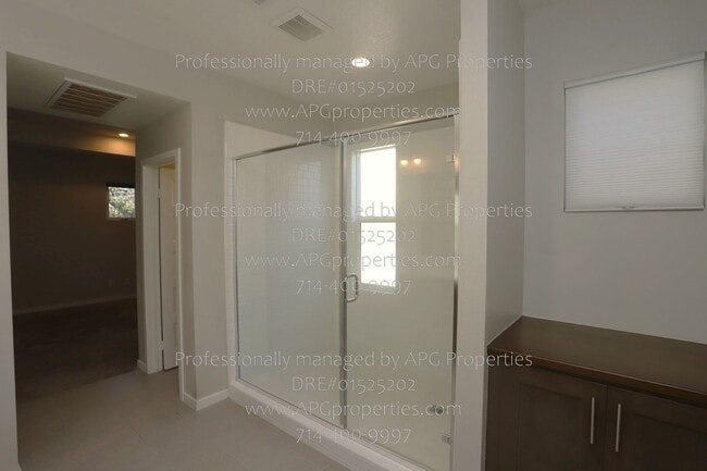 Building Photo - 2041 N Orange Olive Rd