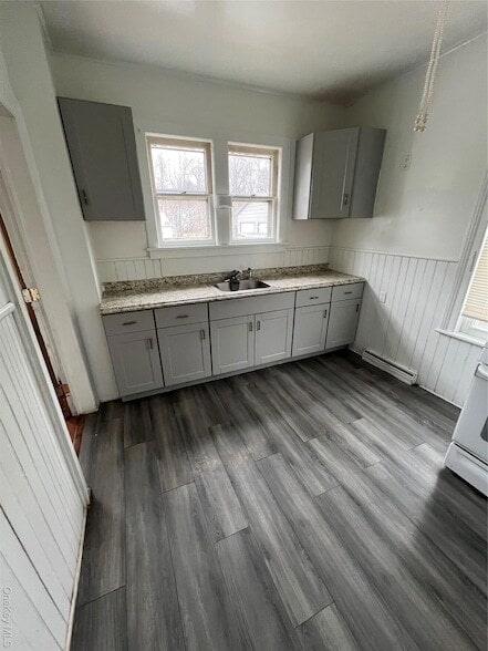 Building Photo - 49 Orange St