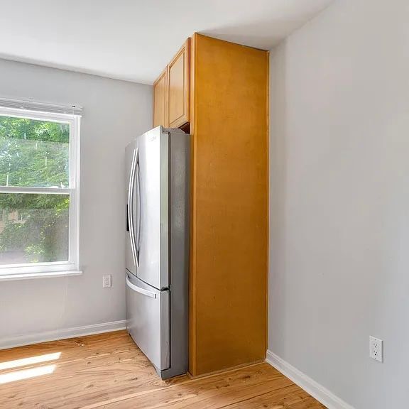 Building Photo - 8221 Tomlinson Ct