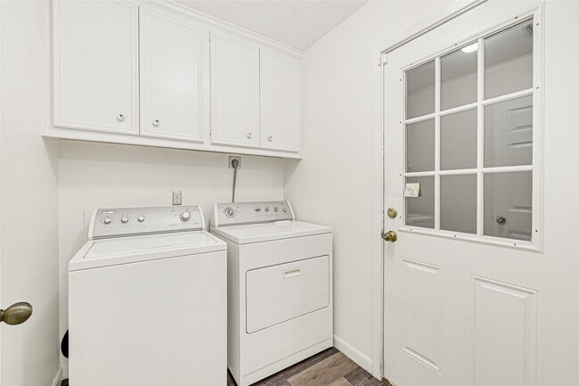 Building Photo - 4803 Drew Forest Ln