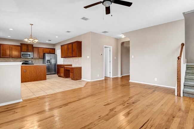 Building Photo - Alamo Ranch