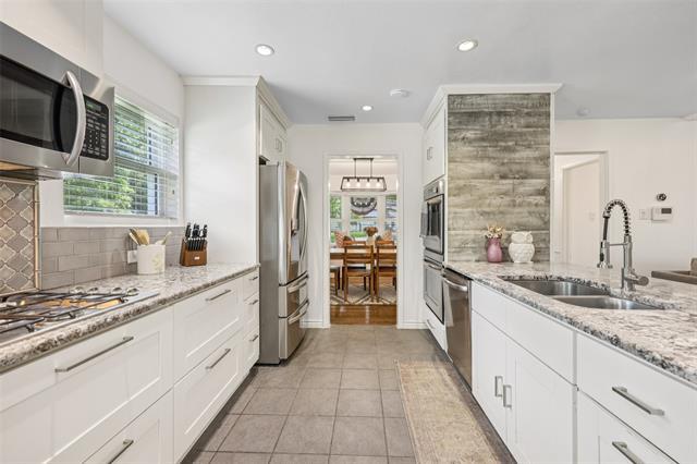 Building Photo - 11839 Duxbury Dr