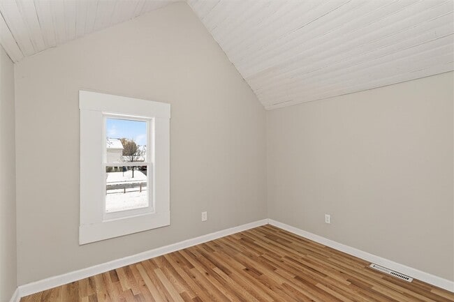 Building Photo - 127 Conkey Ave