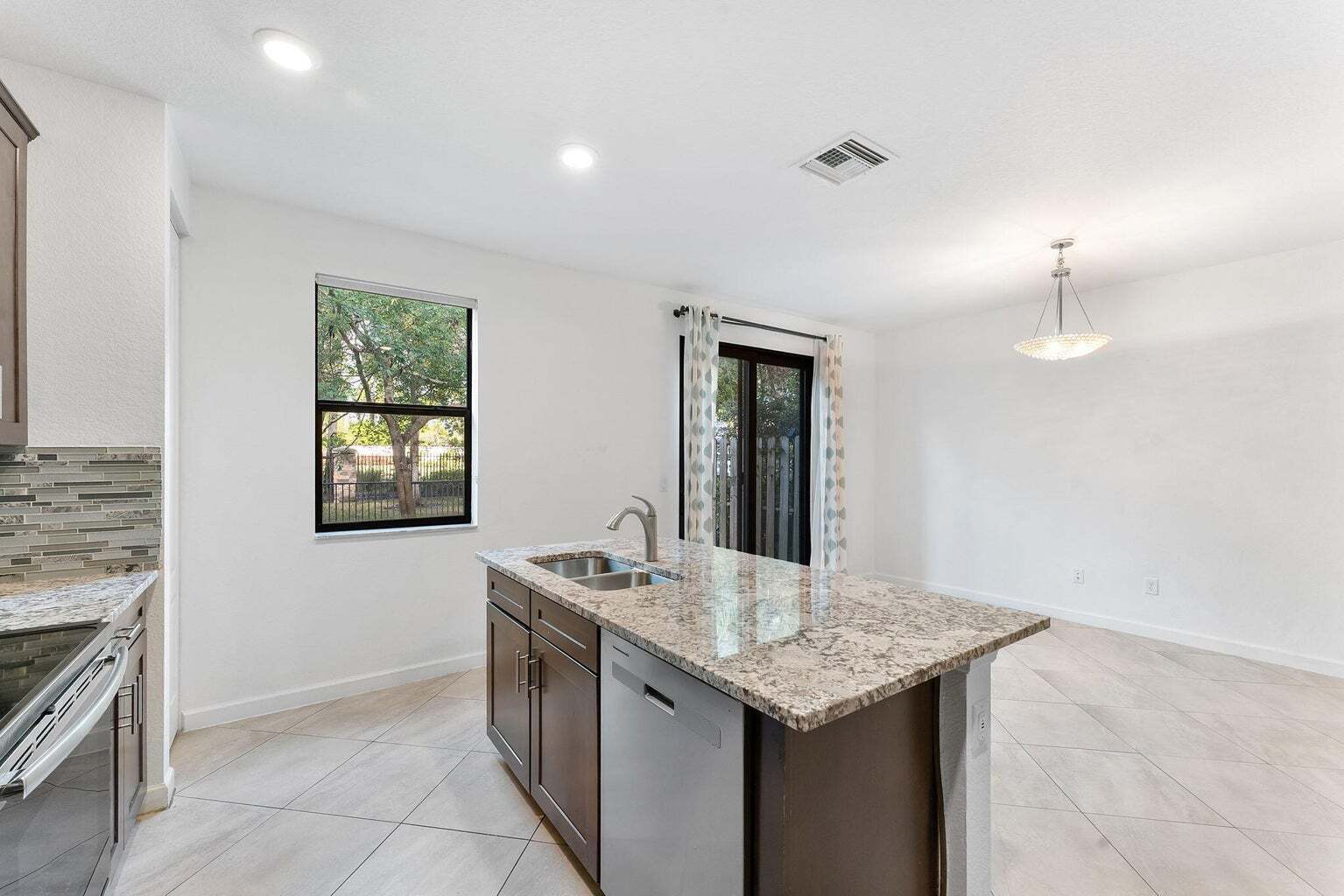 Building Photo - 12756 Anthorne Ln