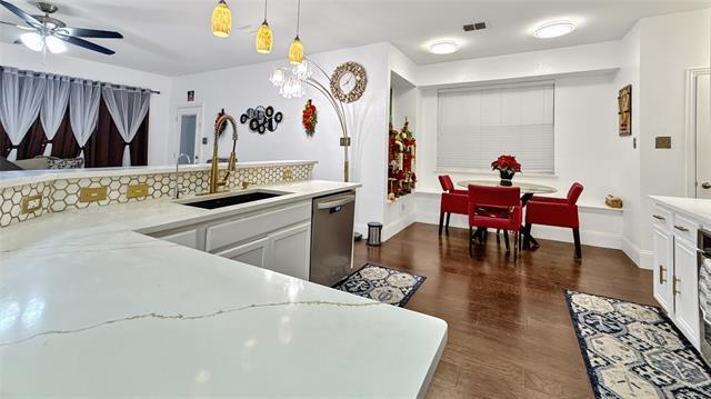 Building Photo - 7848 Ravens Cliff Dr