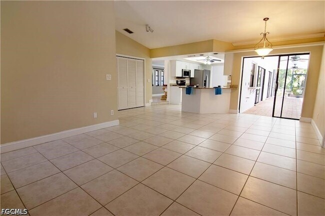 Building Photo - 6113 Deer Run