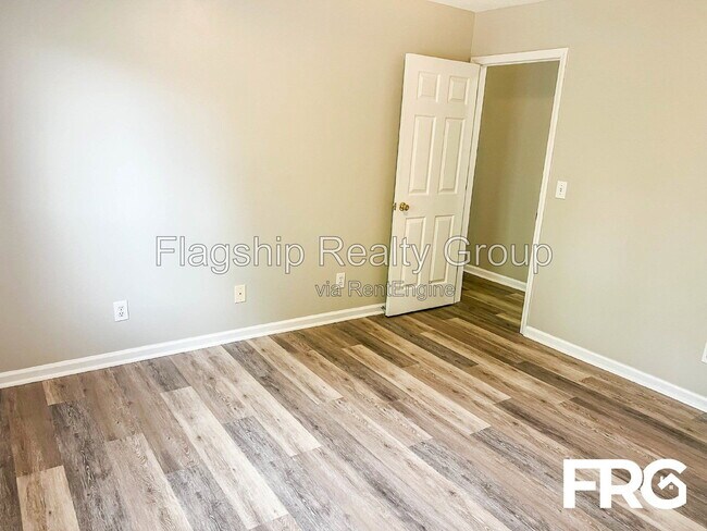 Building Photo - 601 Spring Forest Rd