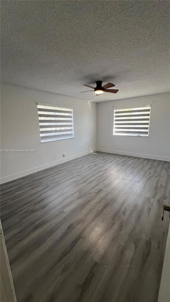 Building Photo - 9811 Westview Dr