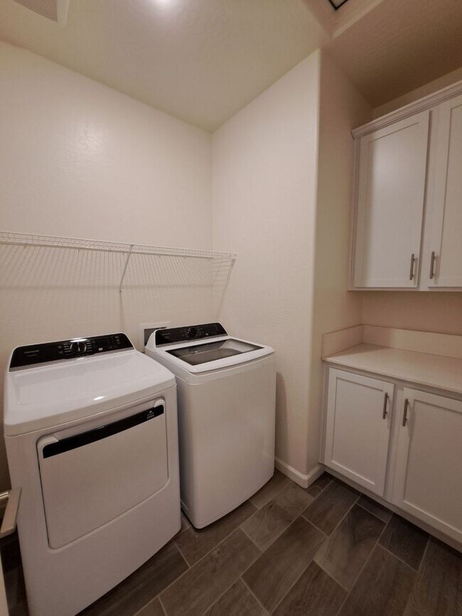 Building Photo - Limited Time Offer: $0 Application Fee & Solar at no extra cost – Beautiful Newly Built Home in C...