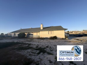 Building Photo - Charming 3-Bedroom Home on Half Acre