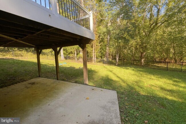 Building Photo - 9000 Marcellas Dr