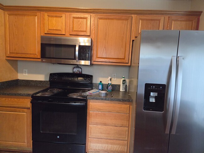 Building Photo - 2139 Trapp Ct