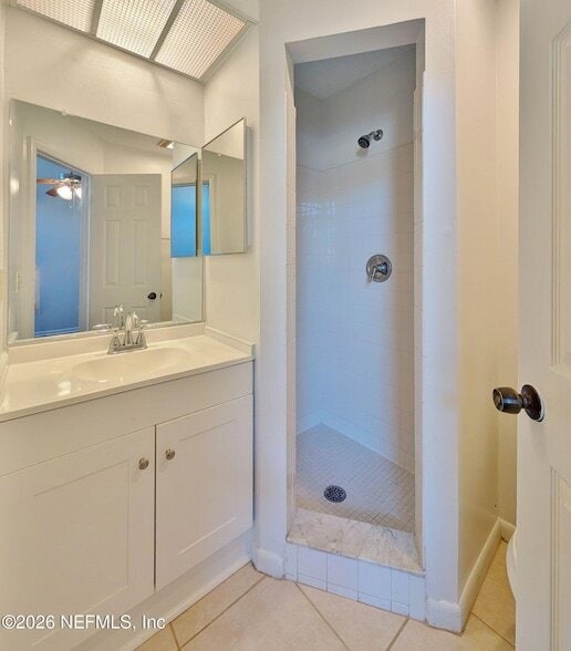 Building Photo - 2530 Whispering Woods Blvd