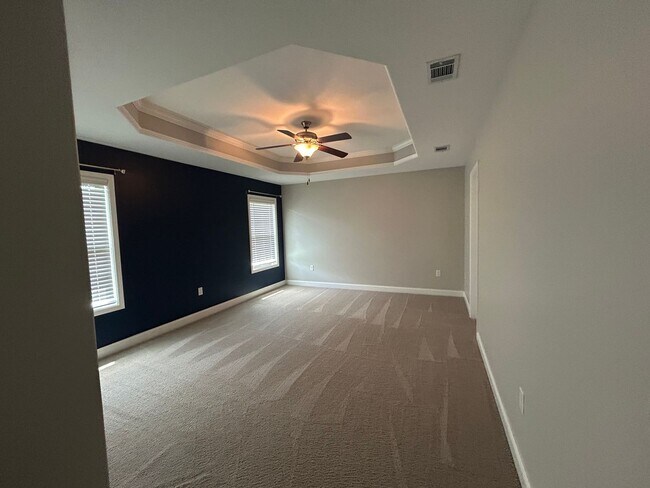 Building Photo - 287 Waystation