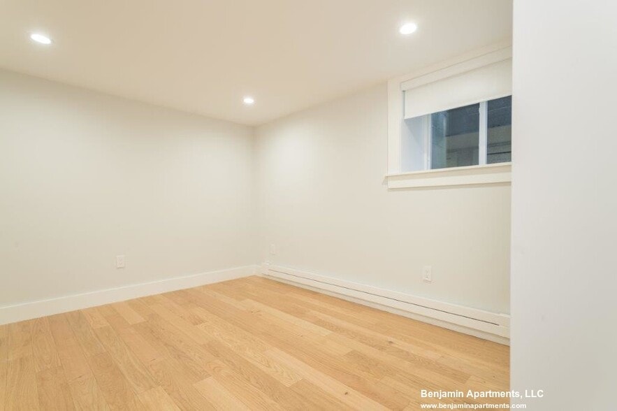 Building Photo - 35 South St