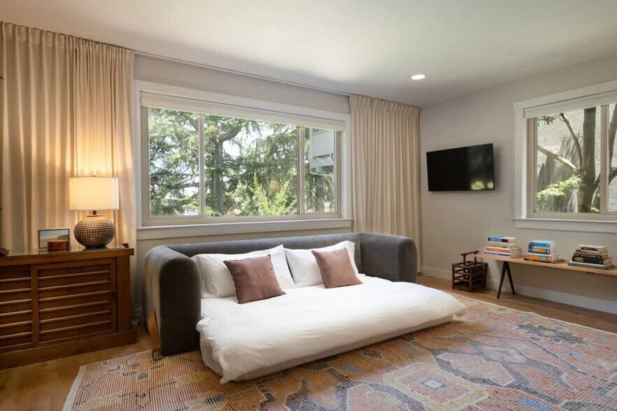 Building Photo - 10 Truitt Ln