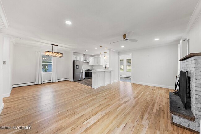 Building Photo - 2264 Hovsons Blvd