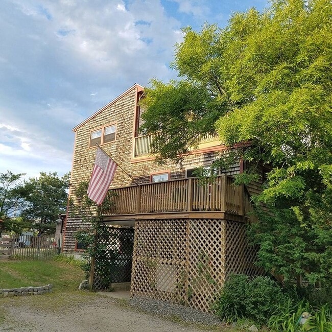 Building Photo - 13 Plum Island Blvd