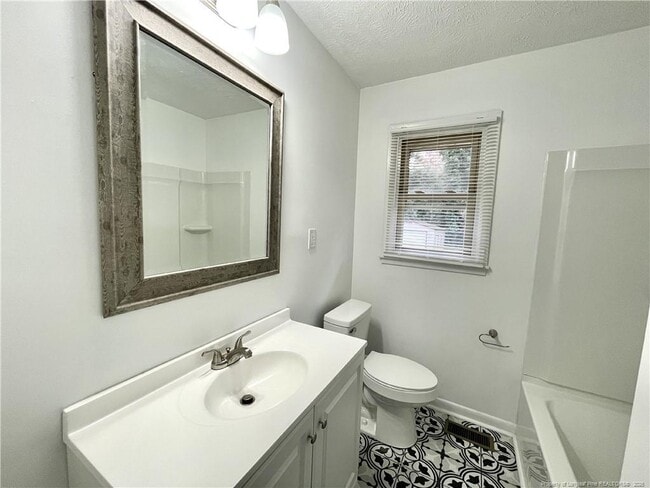 Building Photo - 575 Braxton Blvd