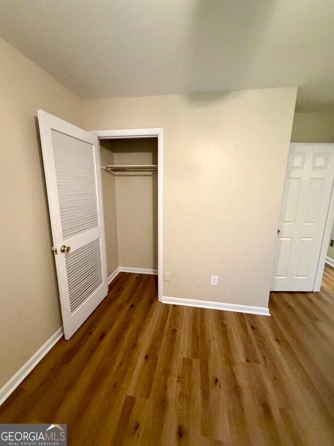 Building Photo - 513 Cherokee Ct