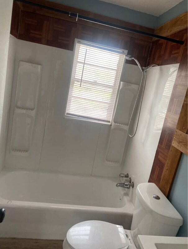 Building Photo - 424 Dawson Cir