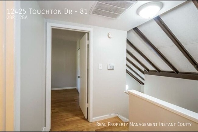 Building Photo - 12425 Touchton Dr