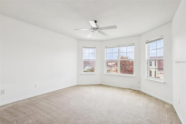 Building Photo - 1126 Maumee St