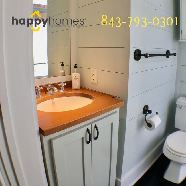 Building Photo - Fully Furnished, All Inclusive 1 Bedroom, 1 Bath Condo In the Heart of Downtown Charleston