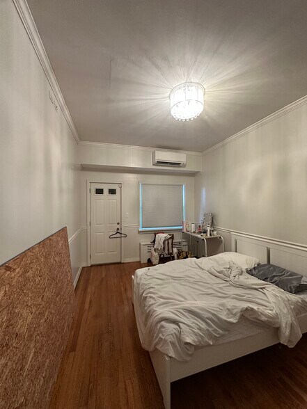 Master bedroom with walk in closet and 2 small stThat board is just there as storage, will be remove - 2370 Brigham St