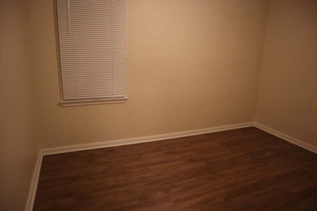 Main floor bedroom 1 - 3421 Croissant St