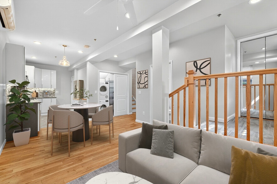 Building Photo - 58 Giles Ave