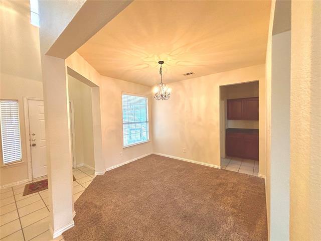 Building Photo - 1425 Oakcrest Dr