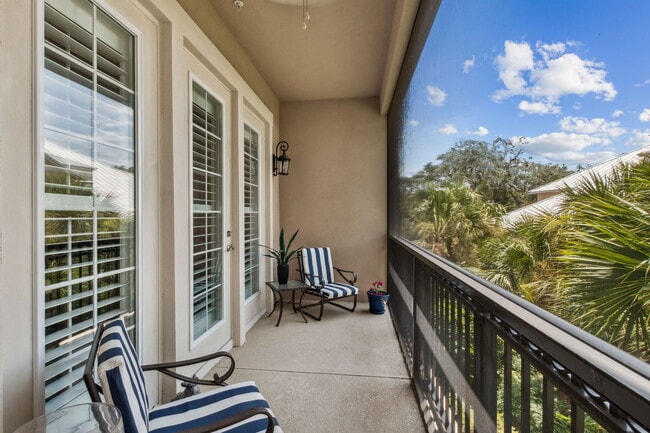 Building Photo - 95282 Summerwoods Cir