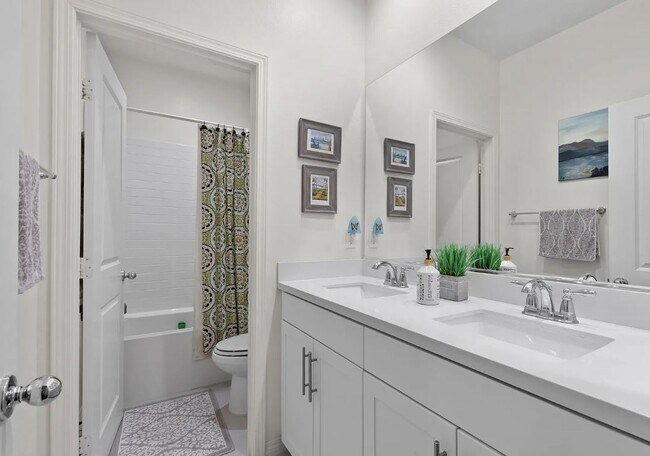 Building Photo - 524 Turnstone Ln