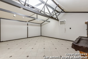 Building Photo - 555 Patricia Dr