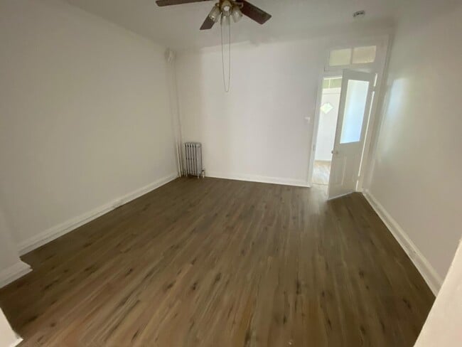 Building Photo - 2110 Ramsay St