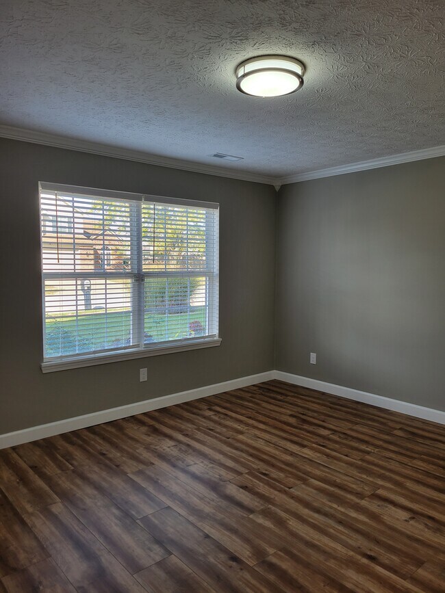 Building Photo - 12920 St Andrews Way