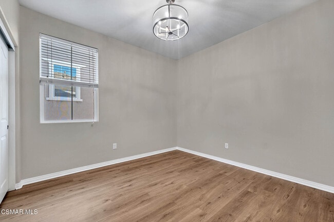Building Photo - 22632 Dragonfly Ct
