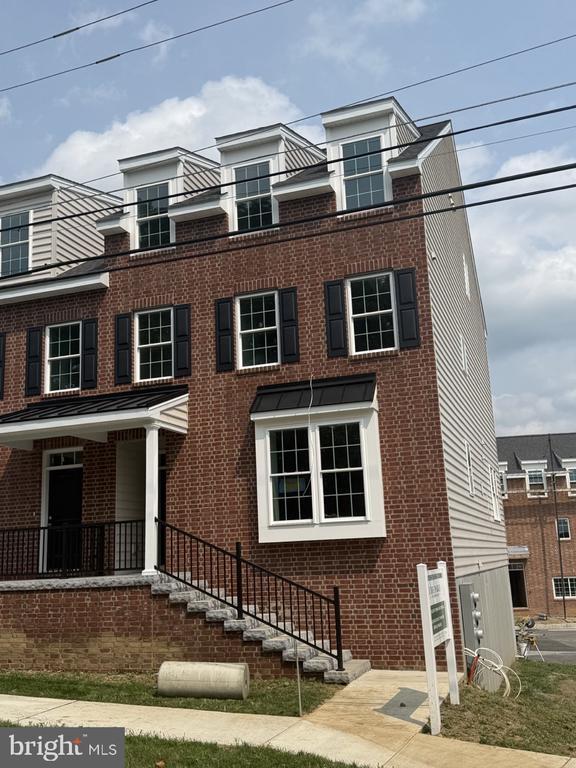 Building Photo - 411 WHARTON St