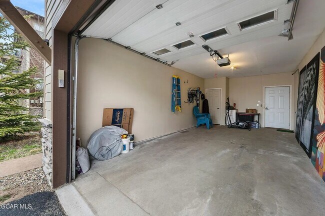 Building Photo - Fully Furnished Mountain Condo | Flexible Lease Terms | Garage Included | Fraser, CO