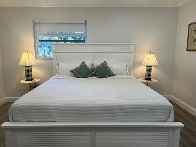 Building Photo - 9080 Peebles Rd