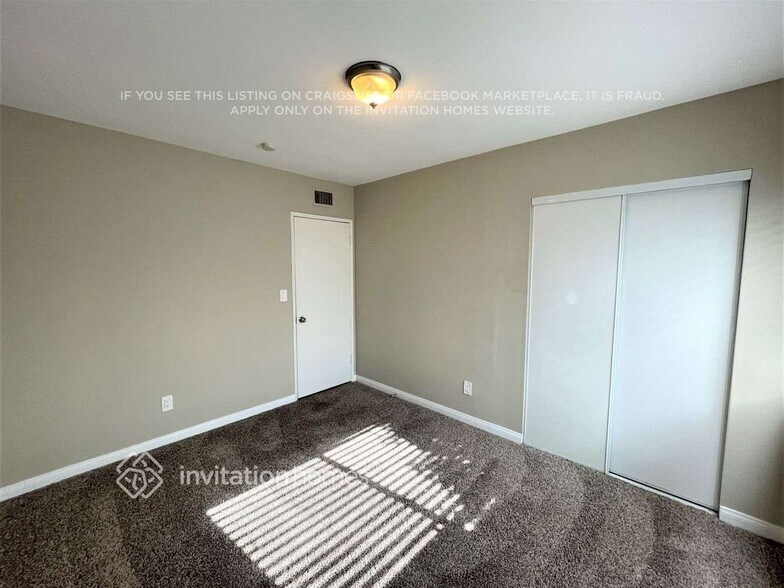 Building Photo - 16455 Ludlow St